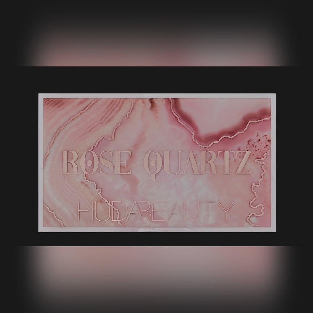 Huda Beauty Rose Quartz Eyeshadow Palette